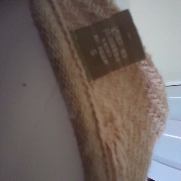 Beautiful Sweater from Anthropologie, Knitted & Knotted. Pink with Lace. - Picture 6 of 9